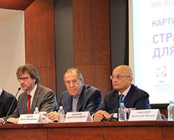 Выступление Министра иностранных дел России С.В.Лаврова на XXII ассамблее Совета по внешней и оборонной политике, Москва, 22 ноября 2014 года Выступление Министра иностранных дел России С.В.Лаврова на XXII ассамблее Совета по внешней и оборонной политике, Москва, 22 ноября 2014 года